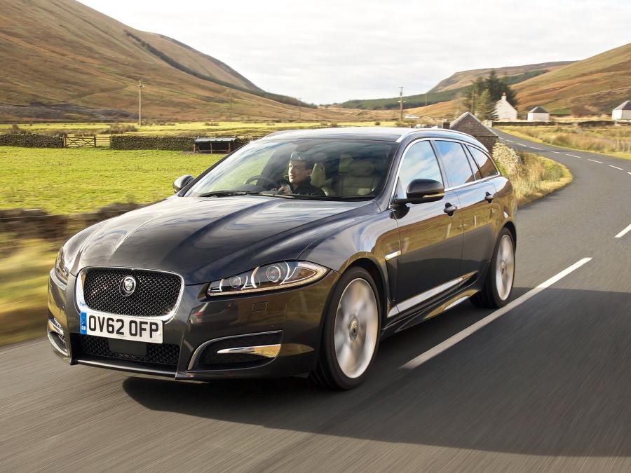  Jaguar XF Sportbrake Diesel S 2012 года  (UK) (фото 6 из 7)